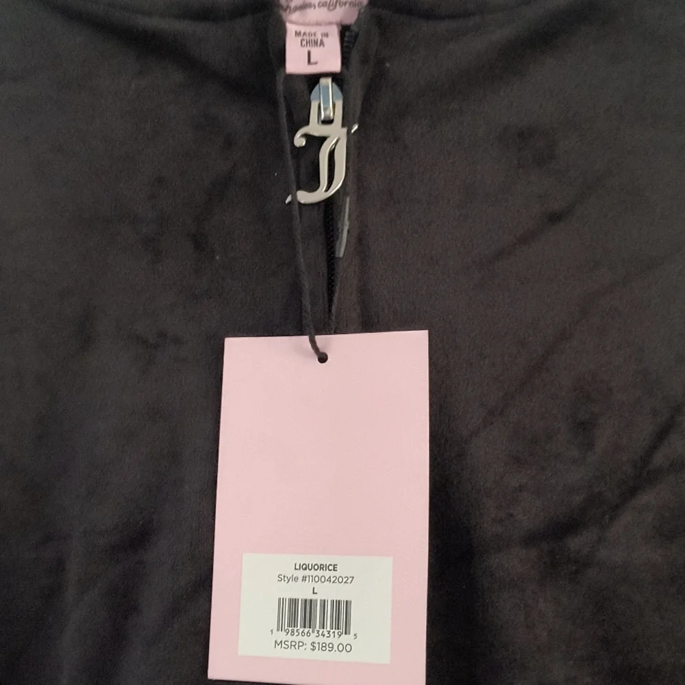 Juicy Couture Bling Velour Tracksuit Hoodie and Shorts Set NWT - Picture 3 of 8